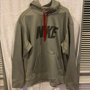Nike men’s hoodie size L